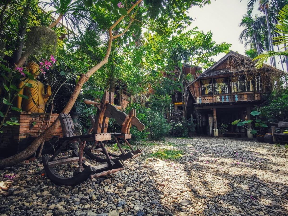Baanbooloo Village Chiang Mai Bagian luar foto